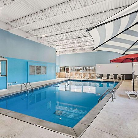 Quality Inn & Suites Near I-480 And I-29 Council Bluffs Exteriér fotografie