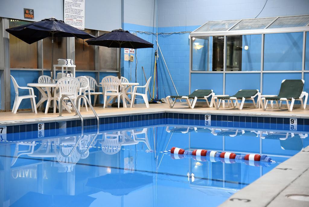Quality Inn & Suites Near I-480 And I-29 Council Bluffs Exteriér fotografie