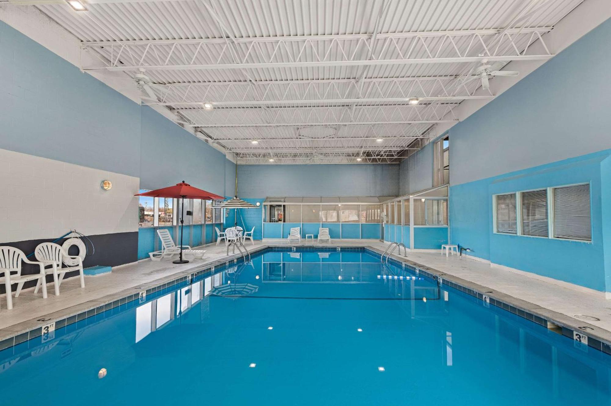 Quality Inn & Suites Near I-480 And I-29 Council Bluffs Exteriér fotografie