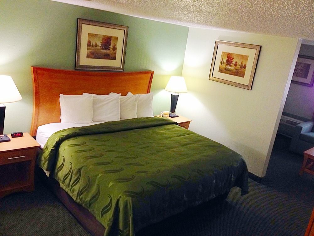 Quality Inn & Suites Near I-480 And I-29 Council Bluffs Exteriér fotografie