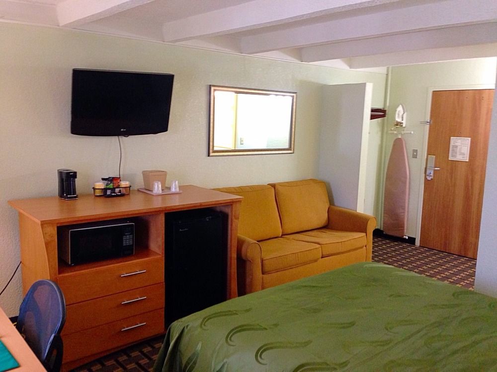 Quality Inn & Suites Near I-480 And I-29 Council Bluffs Exteriér fotografie