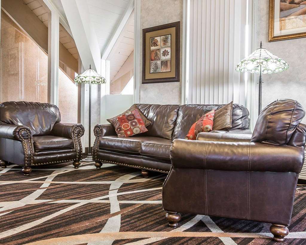Quality Inn & Suites Near I-480 And I-29 Council Bluffs Interiér fotografie